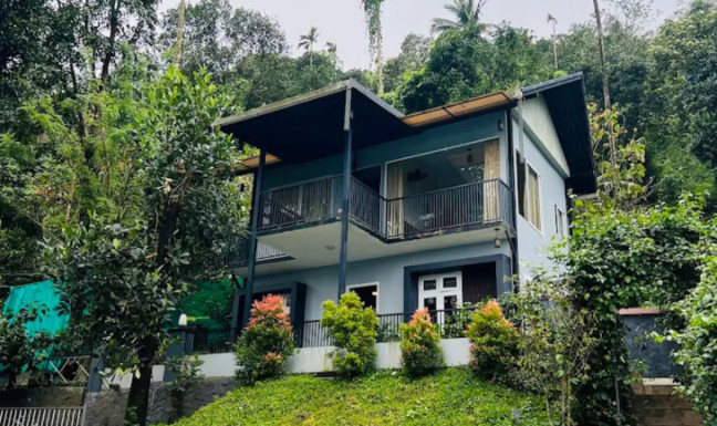 Mountain peak resort