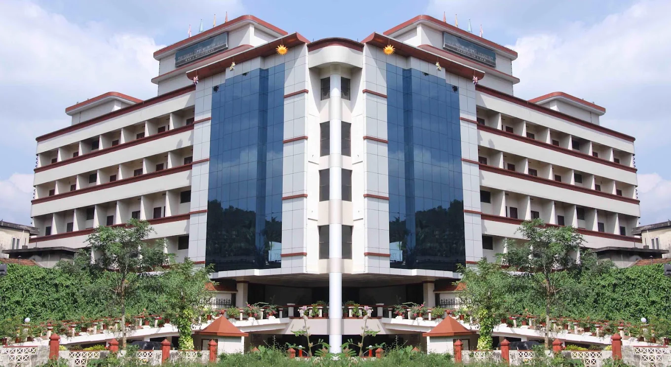 Hotel Thushara International