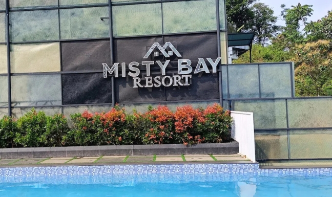 Misty Bay Resort