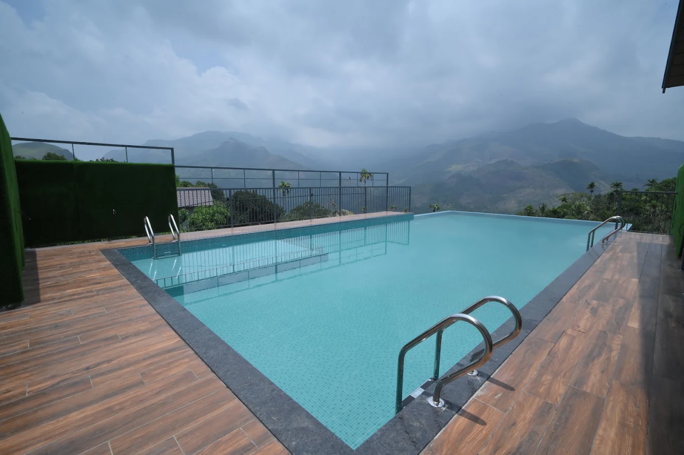 Moonbay Resort — photo 2 of 4